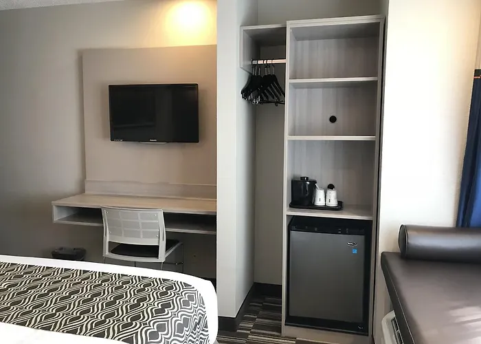 Microtel Inn & Suites By Wyndham Atlanta Buckhead Area