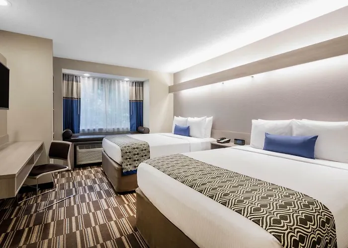 Microtel Inn & Suites By Wyndham Atlanta Buckhead Area