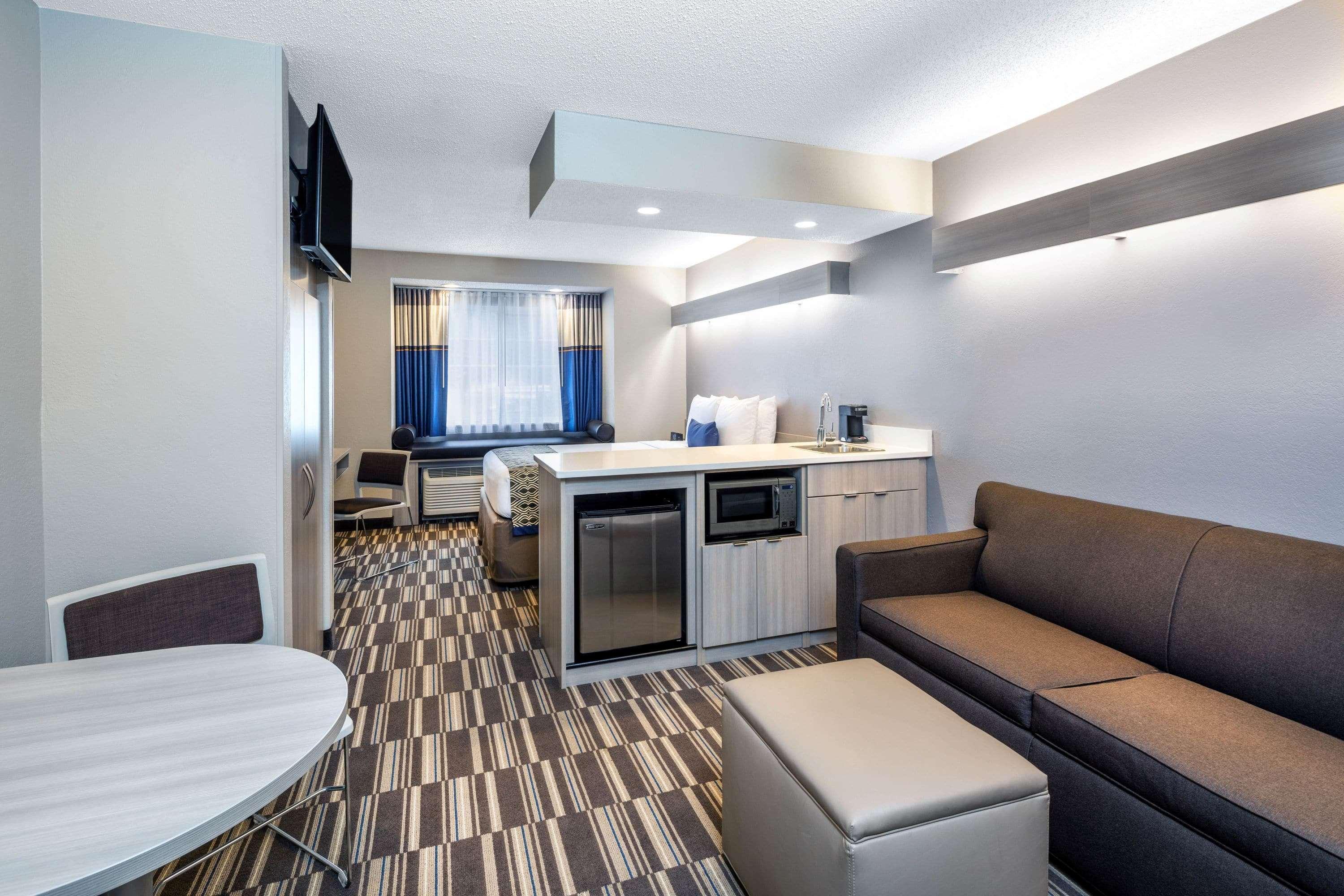 Hotel Microtel & By Wyndham Atlanta Buckhead Area 2*