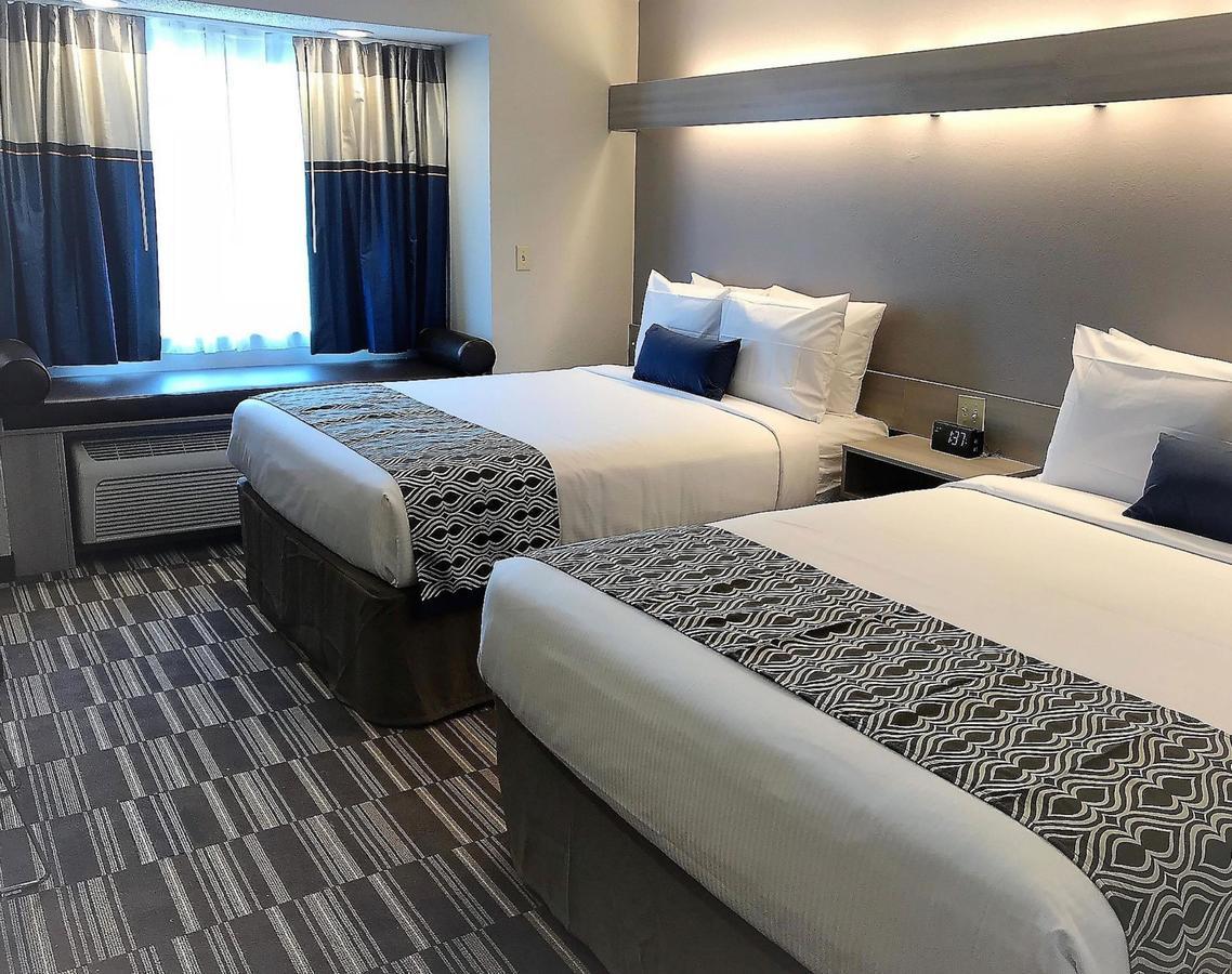 Microtel & By Wyndham Buckhead Area 2*